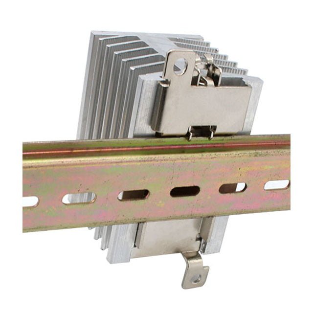 Din rail heatsink clip structure