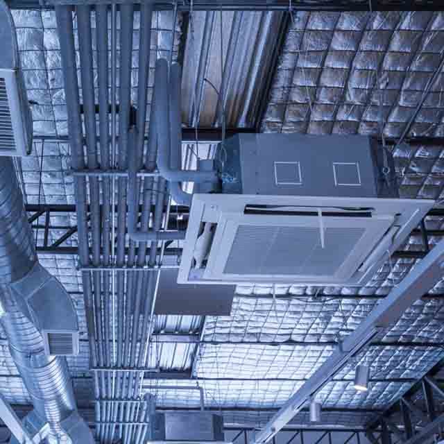 Temperature controller used in heating, ventilation and air conditioning systems