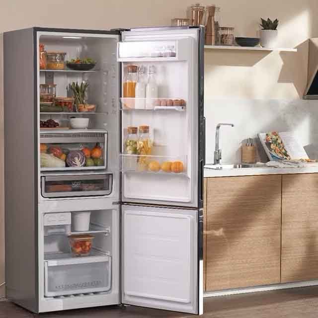 Temperature controller used in refrigeration systems